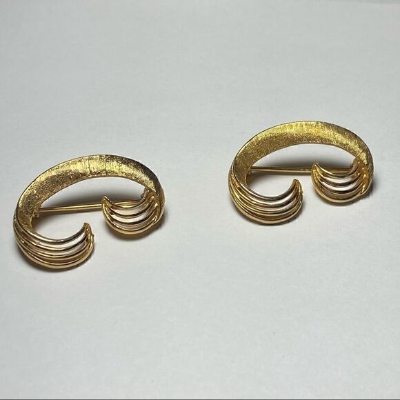 Coro Jewelry - *Coro* Vintage Stamped Gold-tone Brooches